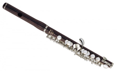 YAMAHA YPC-62 - флейта-пикколо, ABS, посеребренная механика и головка